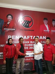 Semangat Tim LO Capt. H. Ali Ibrahim: Ambil Formulir Penjaringan dari PDIP Malut