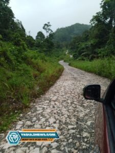 JALAN RAYA DAN JEMBATAN PENGHUBUNG TIGA DESA PULAU OBI,DI KELUHKAN WARGA