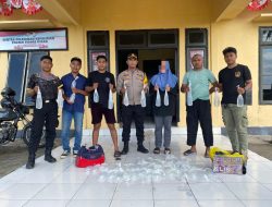 Polsek Tidore Utara Amankan 47 Kantong Plastik Minuman Keras Jenis Cap Tikus di Pelabuhan Motor Kayu